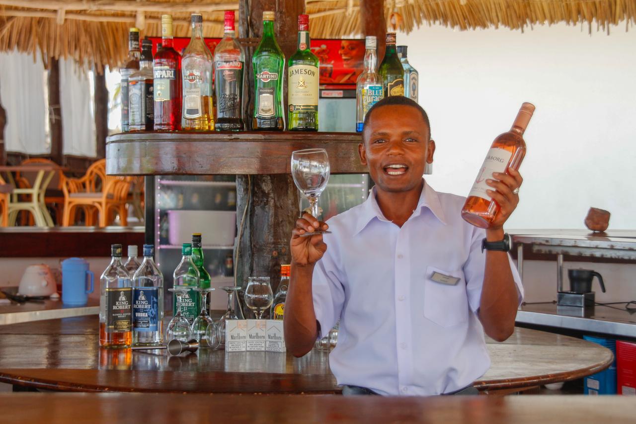 African Sun Sea Beach Resort & Spa Zanzibar Exteriör bild